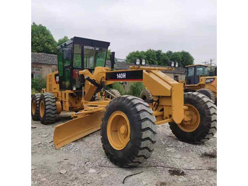 CATERPILLAR 140H Grader