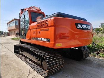 Bagger Used Doosan 225LC Excavator | Low Hours | Heavy-Duty Performance | Global Shipping [ Copy ] [ Copy ] [ Copy ] [ Copy ] [ Copy ]: das Bild 2