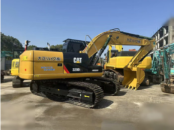 CATERPILLAR 320D2 Kettenbagger
