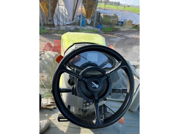 Traktor Claas Axion 930: das Bild 5