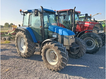 NEW HOLLAND TS100 Traktor