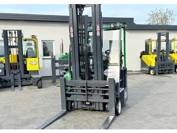 Vierwegstapler Combilift C3000CB / LPG / TRIPLEX – 6500MM / FREE LIFT / FORK POSITIONER / SIDE SHIFT / EXCELLENT CONDITION: das Bild 3