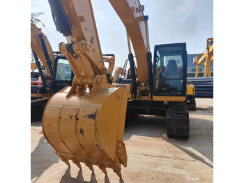 CATERPILLAR 320GC Baumaschine