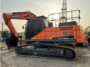 DOOSAN DX300 Kettenbagger