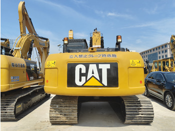 Kettenbagger CATERPILLAR 320D2: das Bild 4