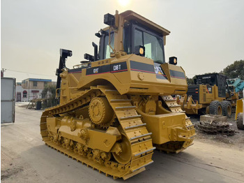 CATERPILLAR D8T Bulldozer