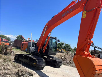 HITACHI ZX200 Kettenbagger