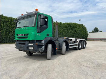 IVECO Trakker Abrollkipper