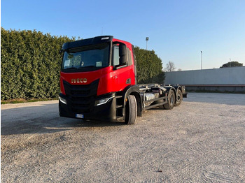 IVECO X-WAY Abrollkipper