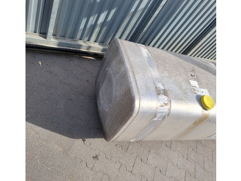 Kraftstoffaufbereitung/ Kraftstoffförderung für LKW ZBIORNIK PALIWA MAN 480l 81.12201-6842: das Bild 3