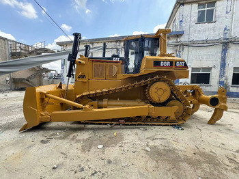 CATERPILLAR D8 Bulldozer