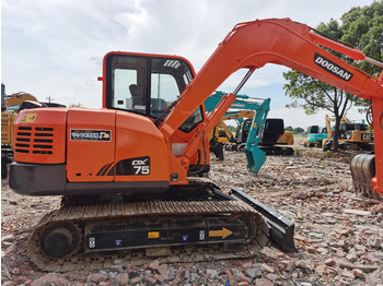 DOOSAN DX75 Kettenbagger