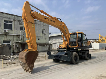 Kettenbagger HYUNDAI R210W-9: das Bild 4