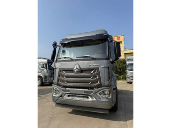 SINOTRUK HOWO Sattelzugmaschine