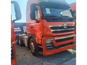 SINOTRUK Sattelzugmaschine