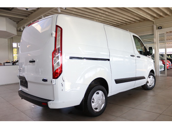 Kleintransporter Ford Transit: das Bild 4
