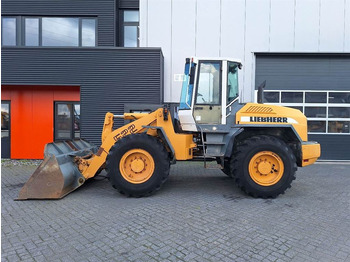LIEBHERR Radlader