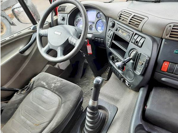 Innenraum Bild 1: Containerwagen/ Wechselfahrgestell LKW DAF CF75.360 MANUAL GEARBOX