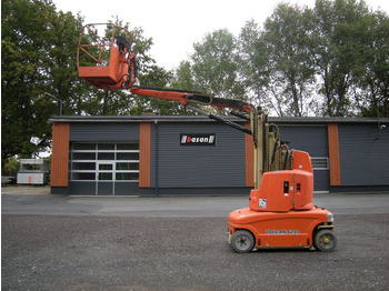 JLG LKW mit Arbeitsbühne