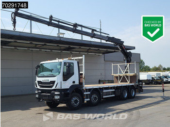 IVECO Trakker Pritsche LKW