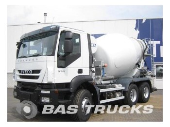 Fahrmischer Iveco Trakker AD260T33B Manual Euro 5: das Bild 1