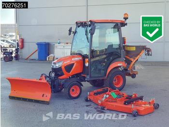 KUBOTA Traktor