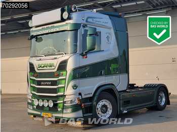 SCANIA S 520 Sattelzugmaschine