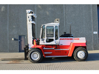 SVETRUCK Dieselstapler