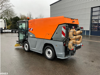 Kehrmaschine Kärcher MC 250 Just 16.579 km!: das Bild 5 Kehrmaschine Kärcher MC 250 Just 16.579 km!: das Bild 5