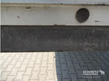 Planenauflieger SCHMITZ Curtainsider Varios: das Bild 3