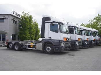 Containerwagen/ Wechselfahrgestell LKW MERCEDES-BENZ Actros 2545 6×2 MP5 / ADR AT / 12 units: das Bild 2