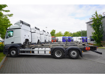 Containerwagen/ Wechselfahrgestell LKW MERCEDES-BENZ Actros 2545 6×2 MP5 / ADR AT / 12 units: das Bild 5