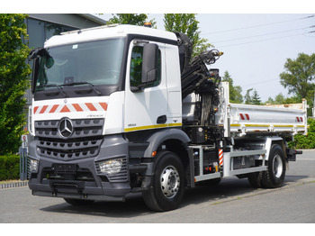 Pritsche LKW, Autokran MERCEDES-BENZ Arocs 1833 / 87,000 km!!! / Hds HIAB X-DUO 128 B-2 / three-sided tipper: das Bild 3