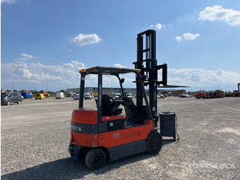 Elektrostapler 2006 Toyota 7-FBMF-30 3000 kg Electric Forklift: das Bild 4