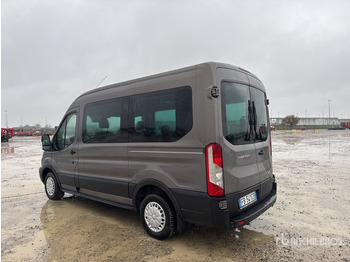 Bus 2015 Ford Transit 310T125 6-Seat Mini Bus: das Bild 2