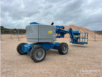 GENIE Z45/25 Gelenkarmbühne