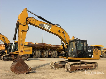 CATERPILLAR 320D2 Kettenbagger