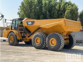 Knickgelenkter Dumper 2018 Cat 745: das Bild 4