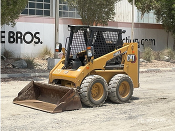 CATERPILLAR 216B3 Kompaktlader