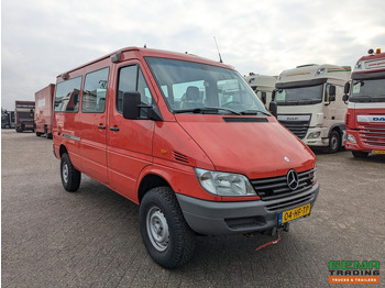 Kleinbus, Personentransporter Mercedes-Benz 316 CDI  4x4 Euro3 - 59.000km - 9 Persoons - Lier - 3 Sperren!  Hoge en Lage Gearing: das Bild 2