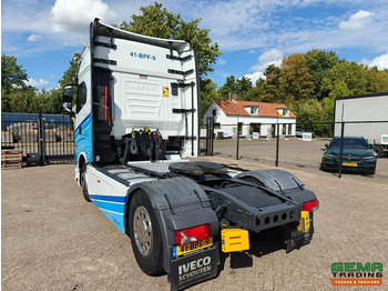 Sattelzugmaschine Iveco S-WAY 420 4x2 Euro6D - Dubbele Tanks - StandAirco - Navi - SMARTTacho V2 - 04/2026 APK: das Bild 4 Sattelzugmaschine Iveco S-WAY 420 4x2 Euro6D - Dubbele Tanks - StandAirco - Navi - SMARTTacho V2 - 04/2026 APK: das Bild 4