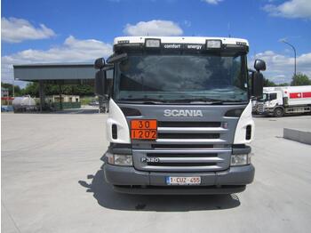 Tankwagen Scania P320: das Bild 2