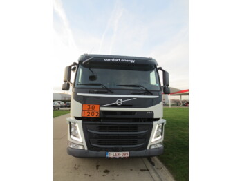 Tankwagen VOLVO FM: das Bild 2