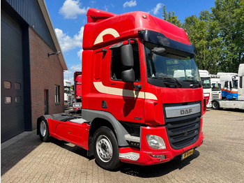 Sattelzugmaschine DAF CF 400 4X2 FT Space Cab Side skirts: das Bild 2