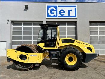 BOMAG Walzenzug