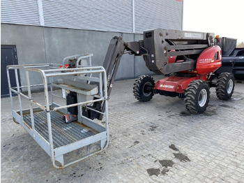 MANITOU Gelenkarmbühne