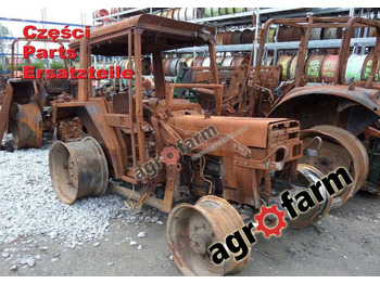 CASE IH 833 Traktor