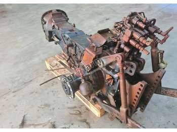 NEW HOLLAND Getriebe