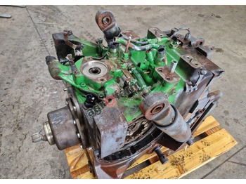 JOHN DEERE Getriebe