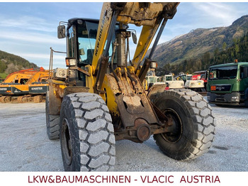 Radlader New Holland W190 B New Holland W190 B: das Bild 3